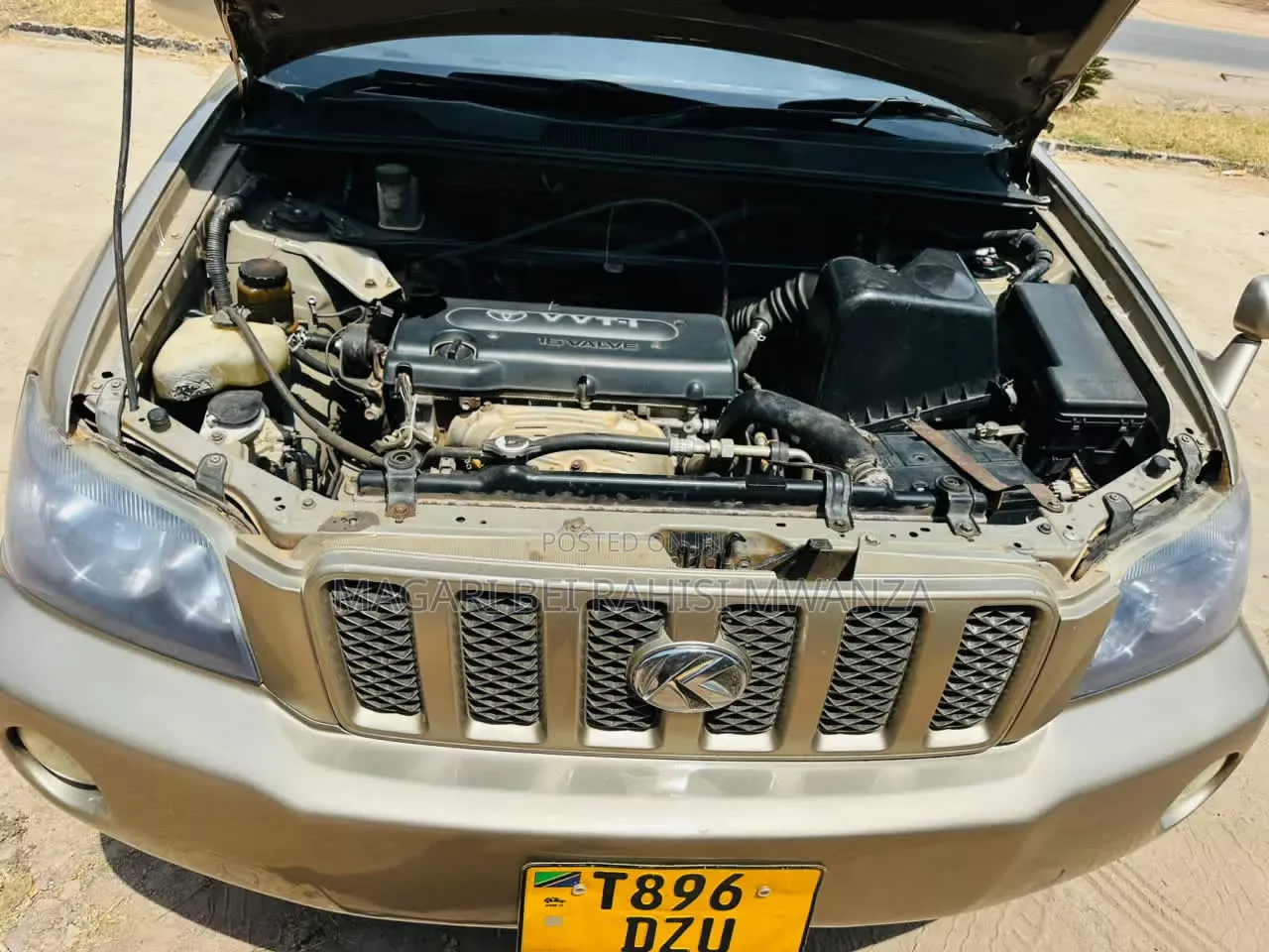 Toyota Kluger 2005 Gold
