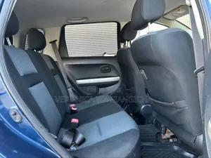 Toyota IST 2006 Blue