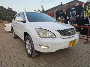 Toyota Harrier 2005 Off white