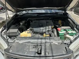 Toyota Hilux 2016 Silver