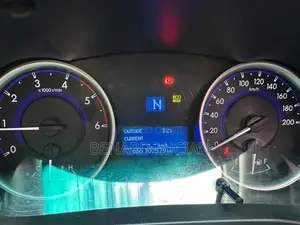 Toyota Hilux 2016 Silver