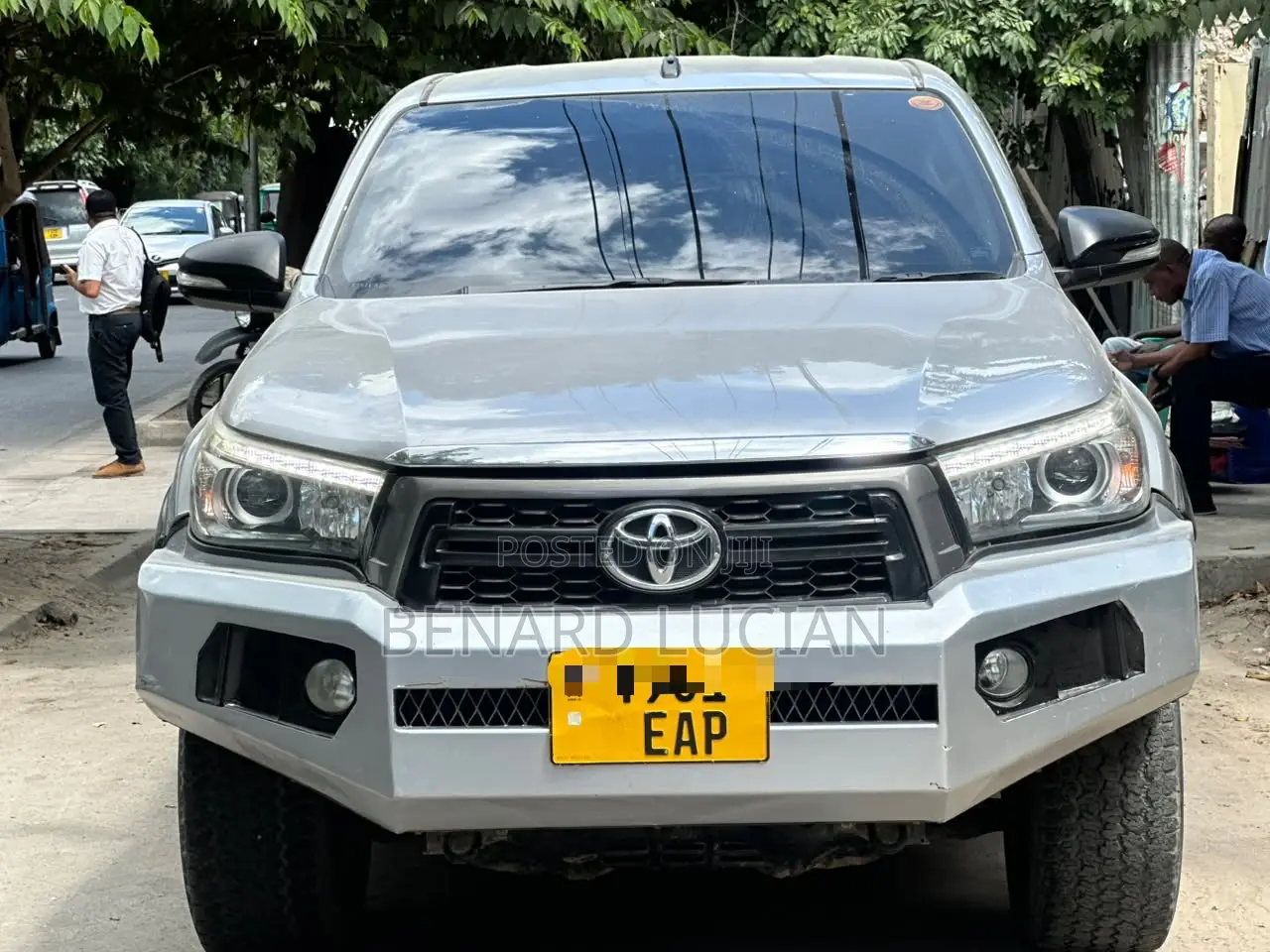 Toyota Hilux 2016 Silver