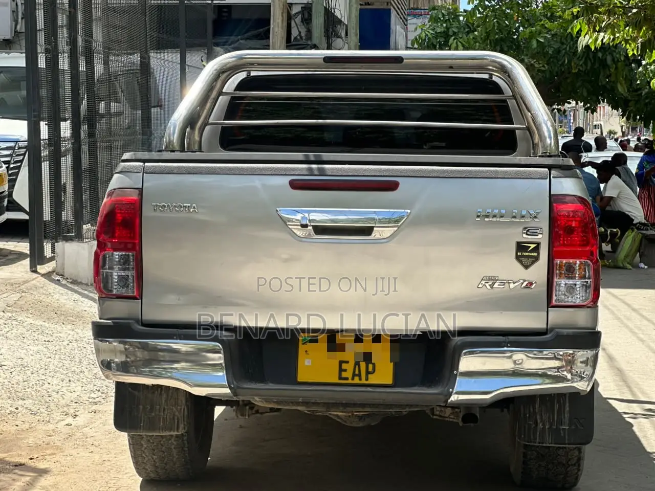 Toyota Hilux 2016 Silver