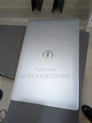 Laptop Dell Precision 3551 8GB Intel Core i7 SSD 256GB