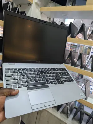 Laptop Dell Precision 3551 8GB Intel Core i7 SSD 256GB