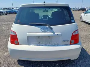 Toyota IST 2006 White