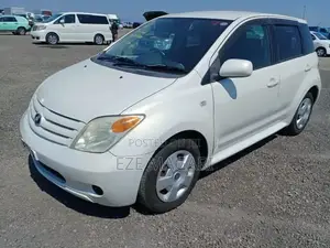 Toyota IST 2006 White