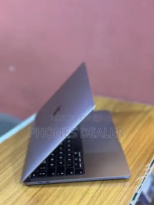 Laptop Apple MacBook Pro 2020 8GB Intel Core i5 SSD 256GB