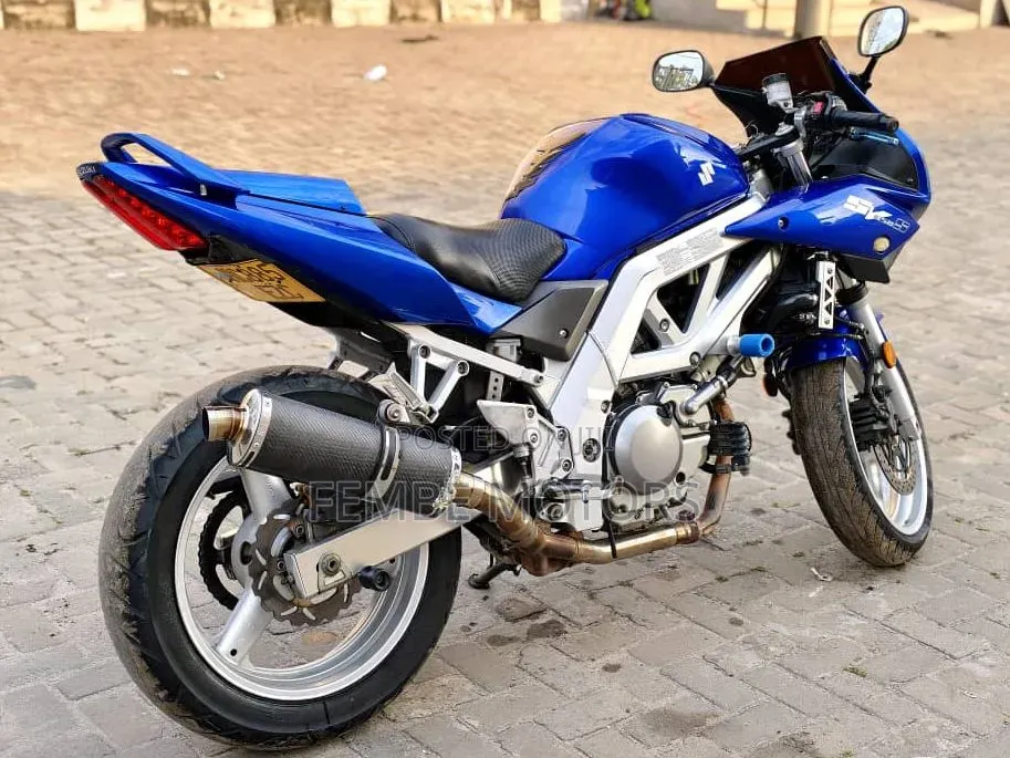 Suzuki 2006 Blue