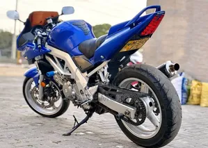 Suzuki 2006 Blue