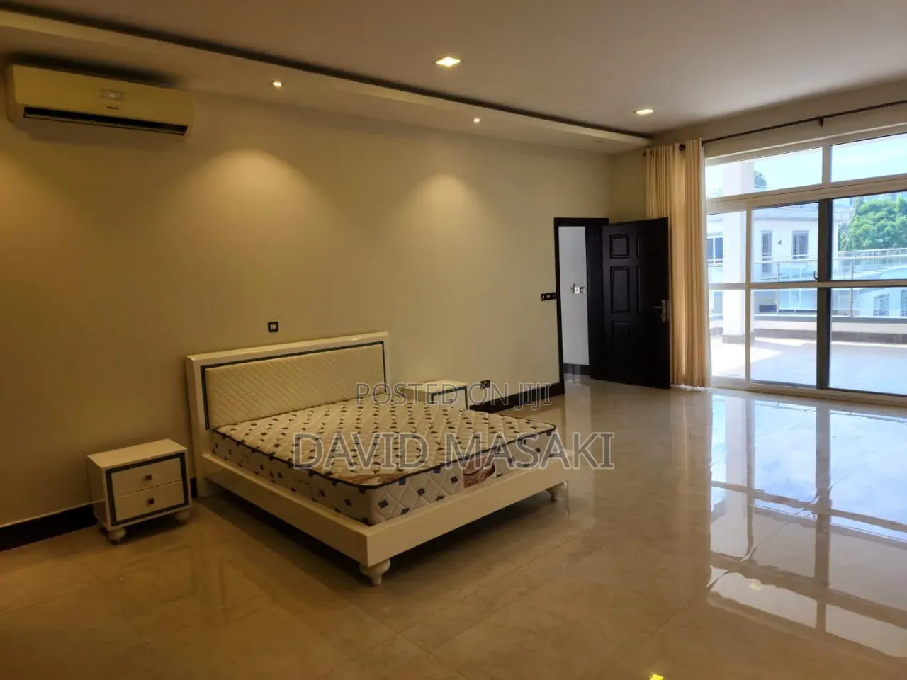 Furnished 5bdrm Mansion in Royal Mansion, Oyster Bay for rent