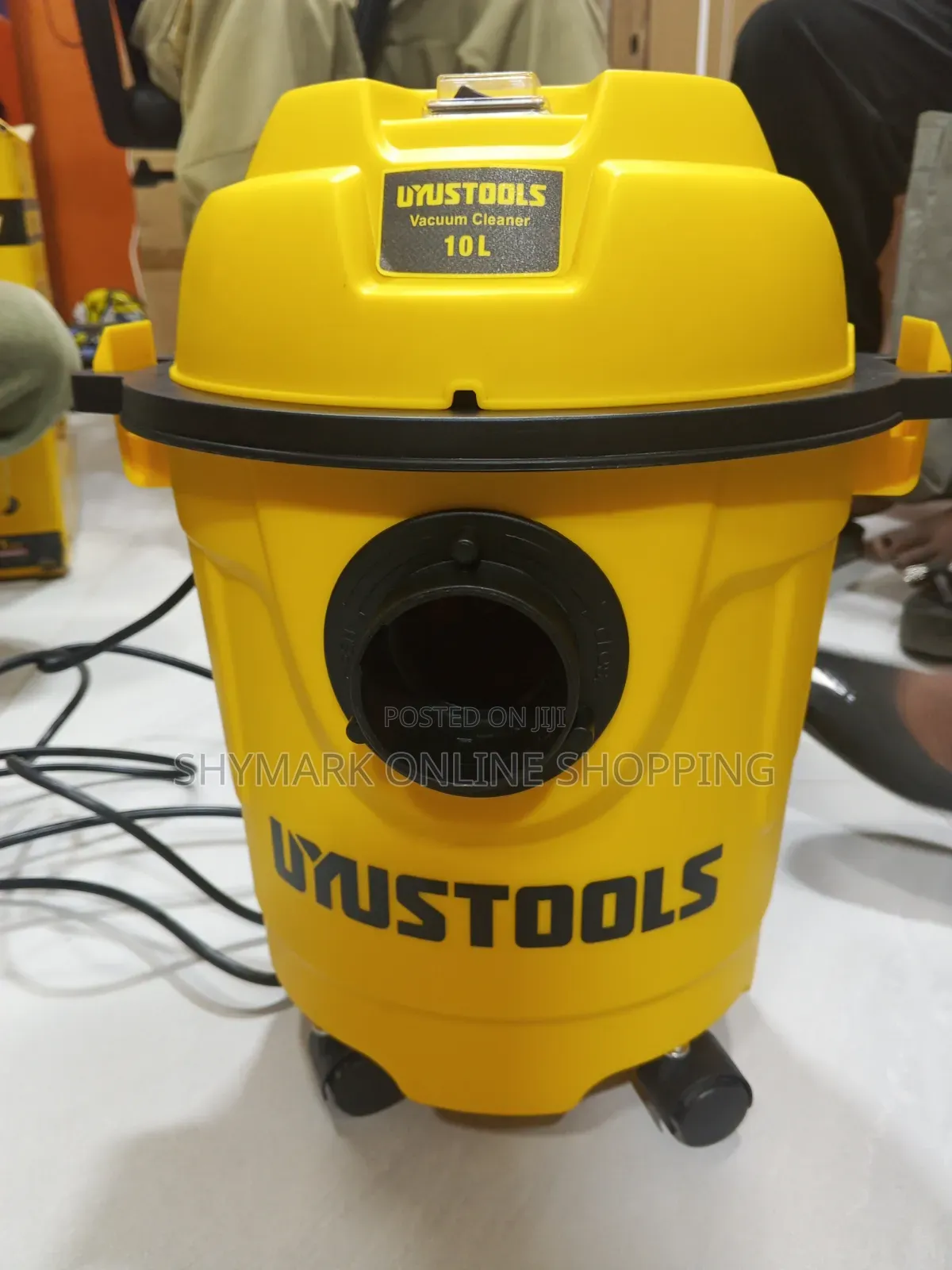 Uyustools Vaccum Cleaner 10L Capacity