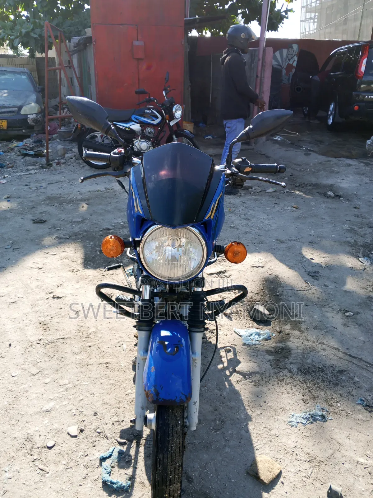 TVS HLX 125 2023 Blue