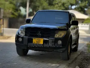 Mitsubishi Pajero 2007 Black
