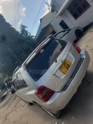 Toyota Kluger 2005 Silver
