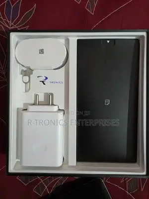 New Oppo Find X9 Ultra 512 GB Black