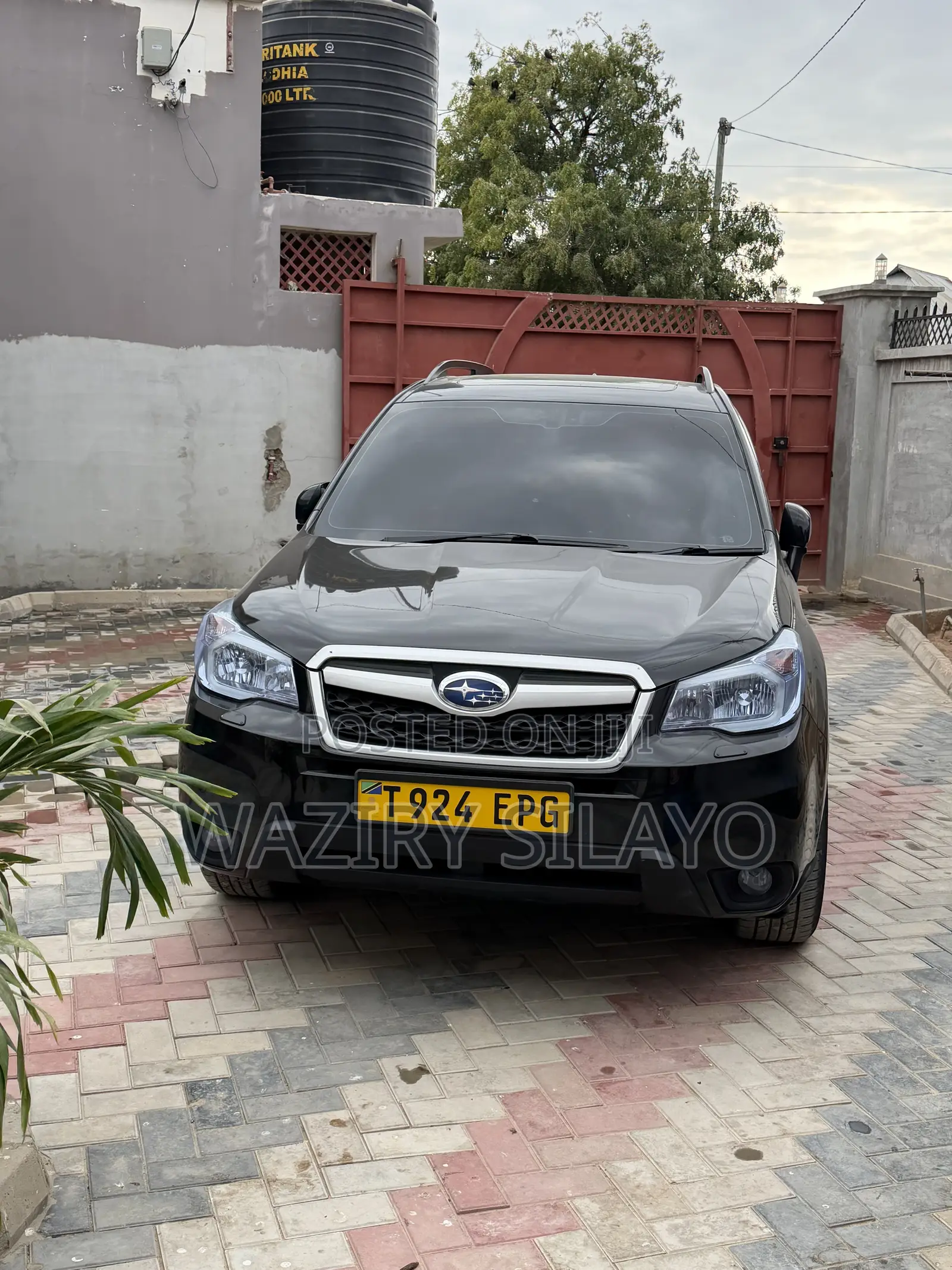 Subaru Forester 2015 Black
