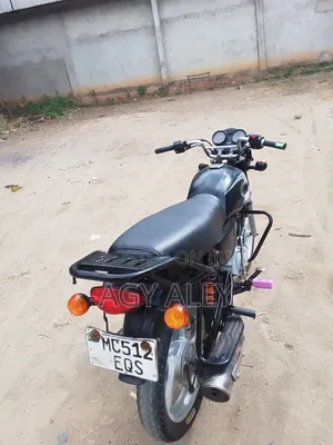 TVS HLX 125 2023 Black