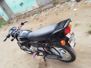 TVS HLX 125 2023 Black