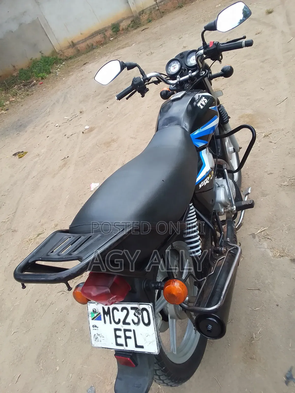 TVS HLX 125 2023 Black