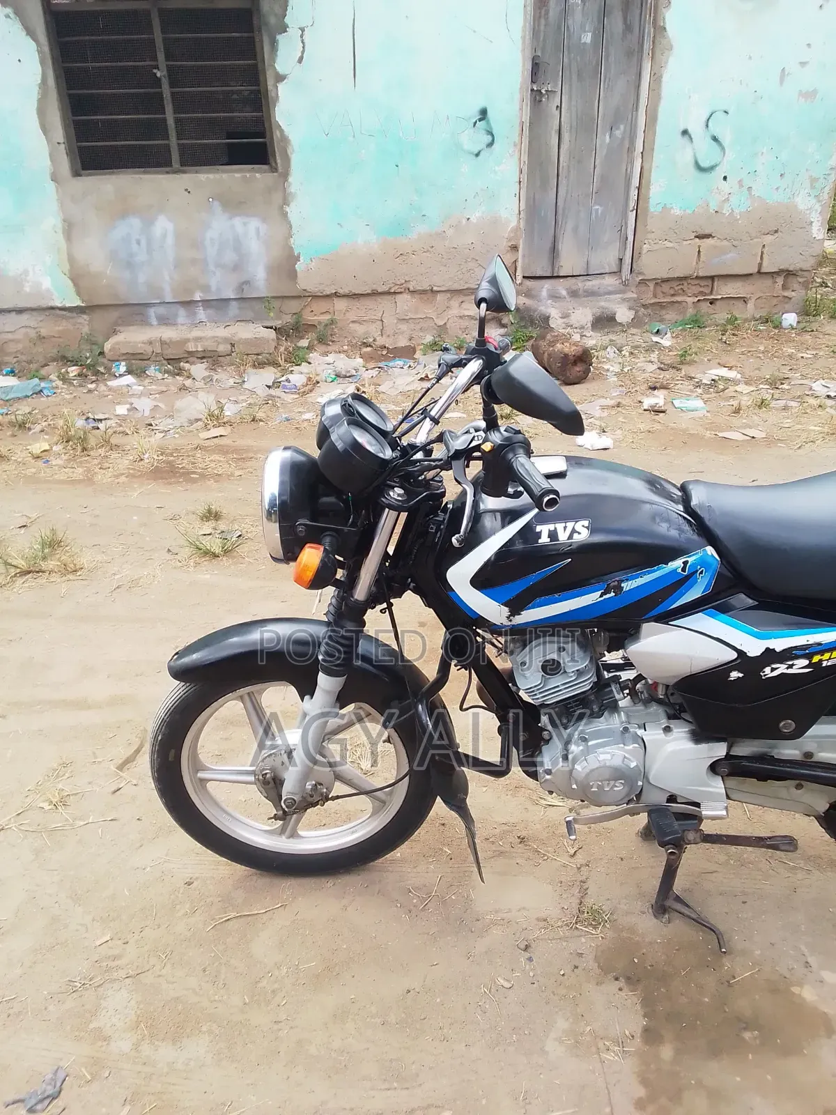 TVS HLX 125 2023 Black