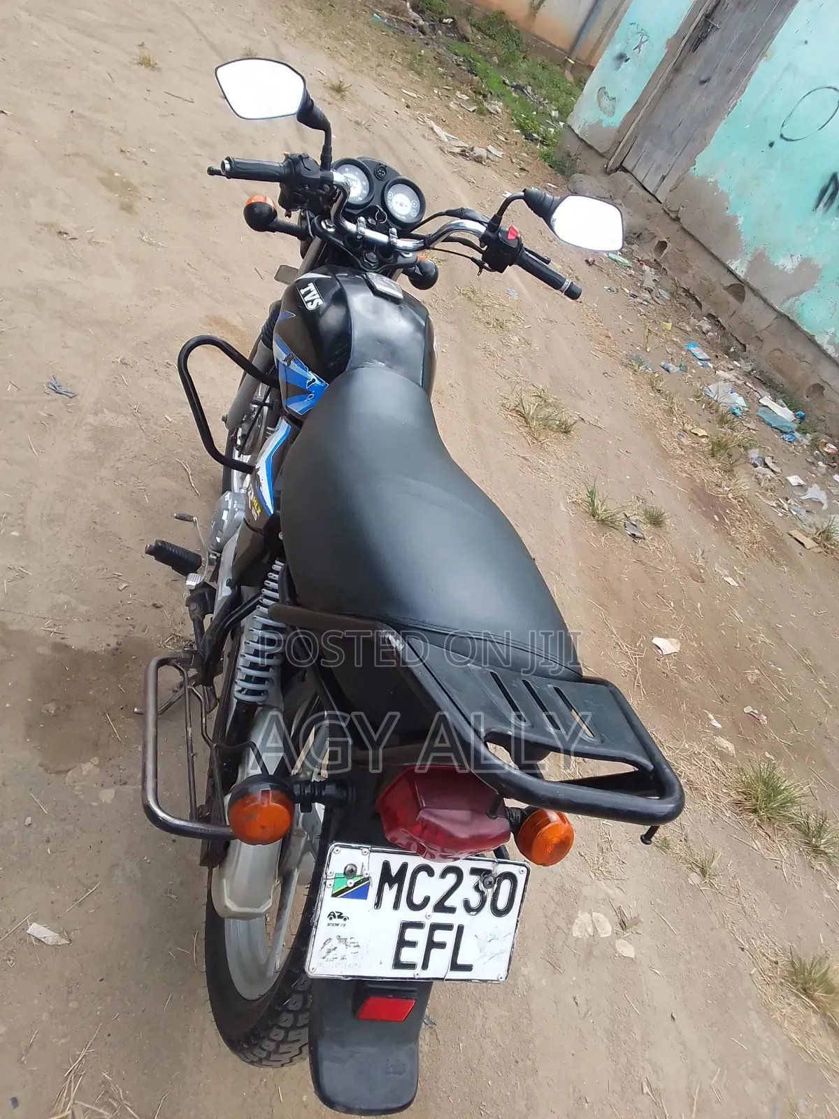 TVS HLX 125 2023 Black