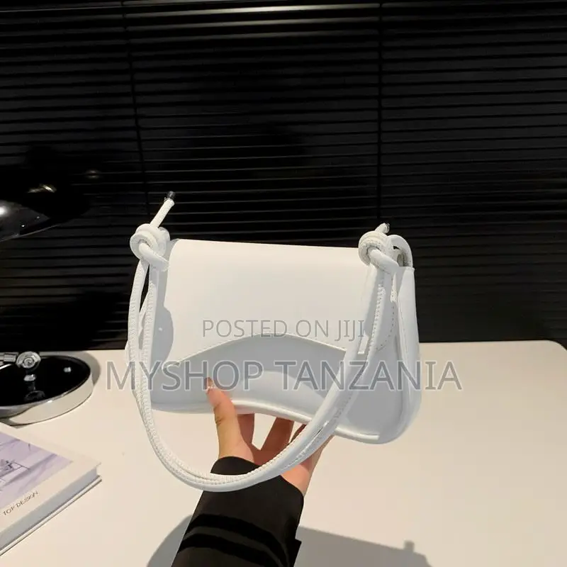 White PU Leather Shoulder Bag