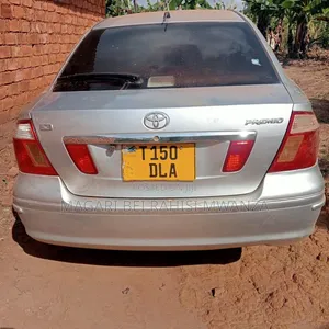 Toyota Premio 2005 Silver