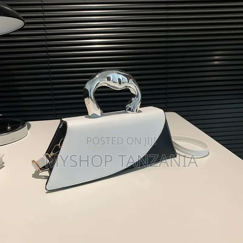 White ANNAND Fashion Bag