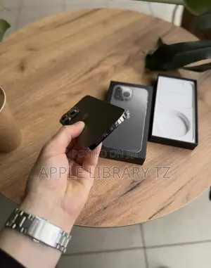 New Apple iPhone 13 Pro 256 GB Black
