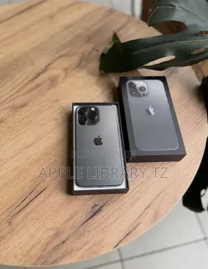 New Apple iPhone 13 Pro 256 GB Black