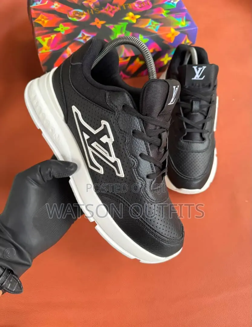4 Colours Lv Brand Men's Leather Sneakers or Raba Org Za Lv