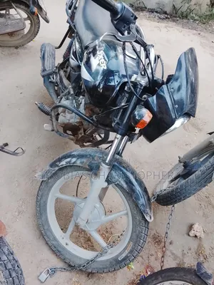 Bajaj Boxer 125 2022 Black