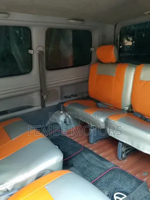 Toyota Noah 2001 Silver
