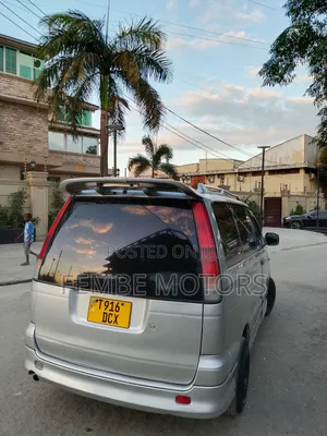 Toyota Noah 2001 Silver