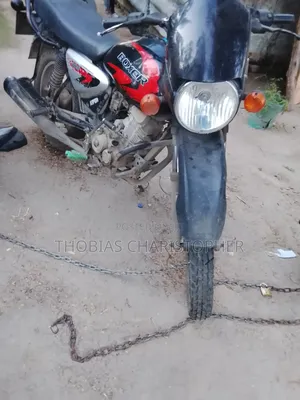Bajaj Boxer X125 2020 Black