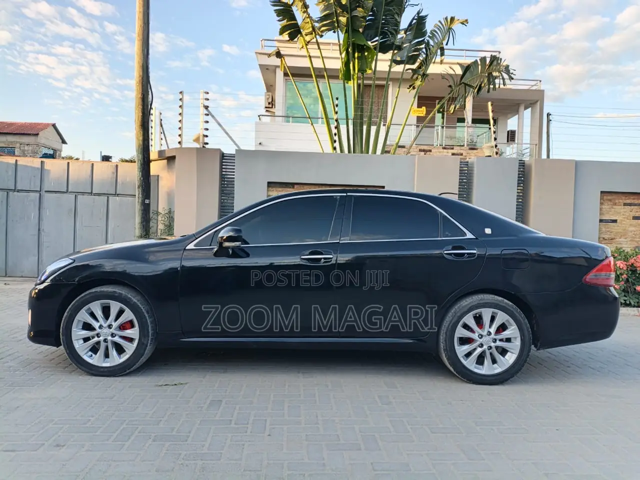 Toyota Crown 2009 Black