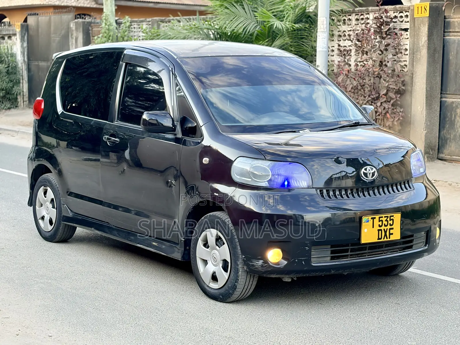 Toyota Porte 1.5 AWD 2005 Black
