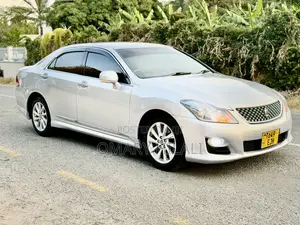 Toyota Crown 2009 Silver