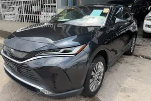 Toyota Harrier 2.0 2020 Black