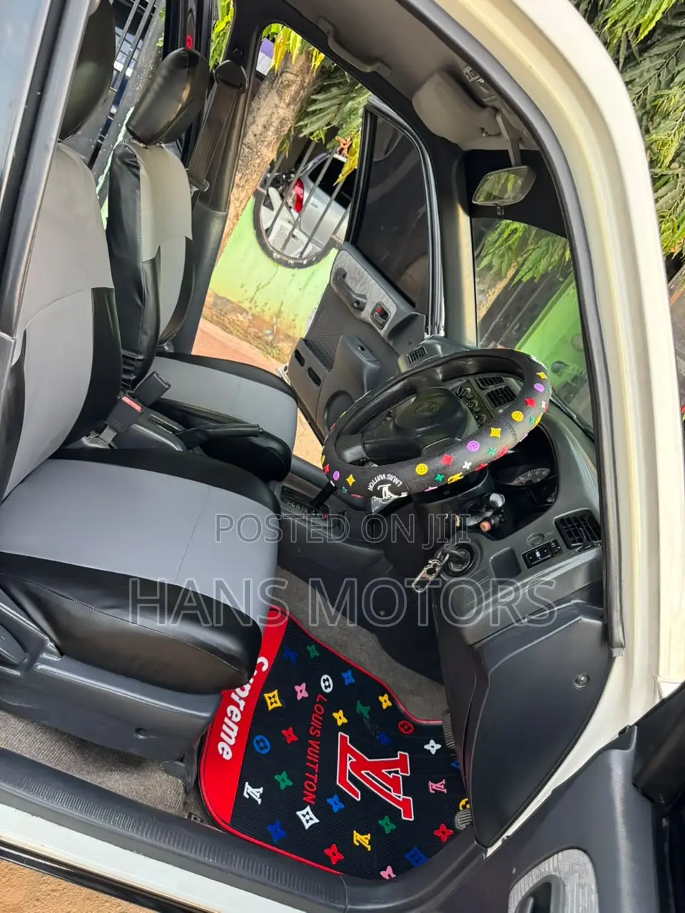 Toyota RAV4 1999 White