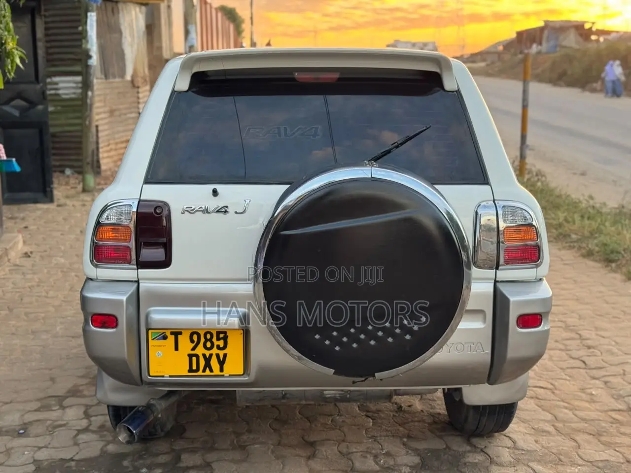 Toyota RAV4 1999 White