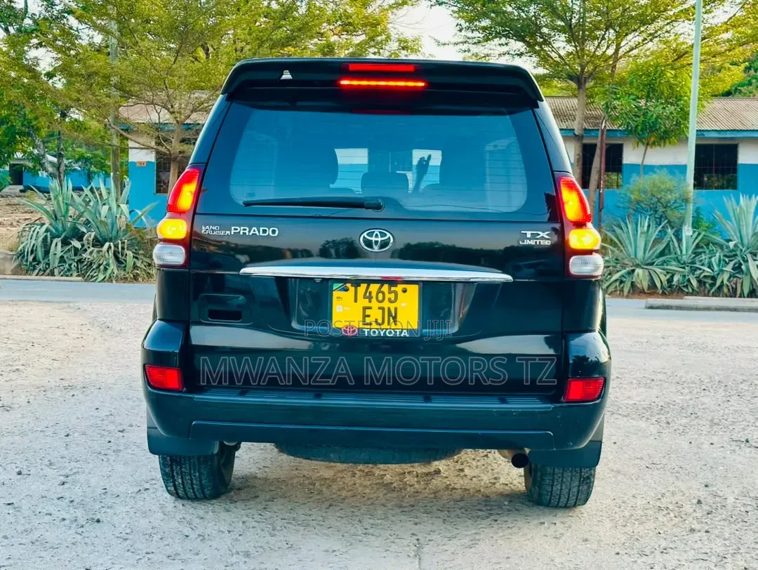 Toyota Land Cruiser Prado 2005 Black