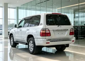 Toyota Land Cruiser 2004 White