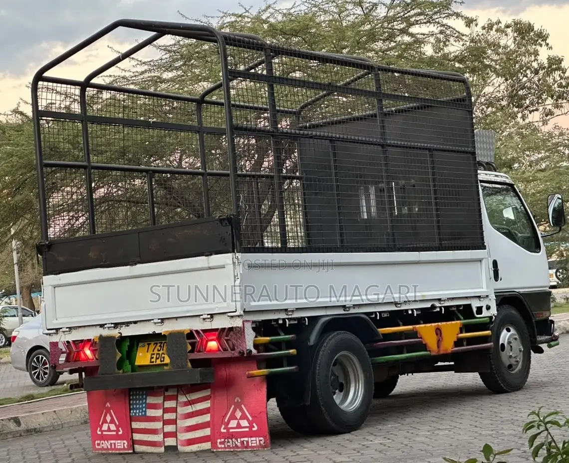 Mitsubishi Canter Chede