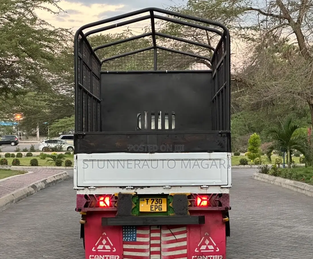 Mitsubishi Canter Chede