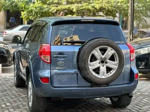 Toyota RAV4 2007 Blue