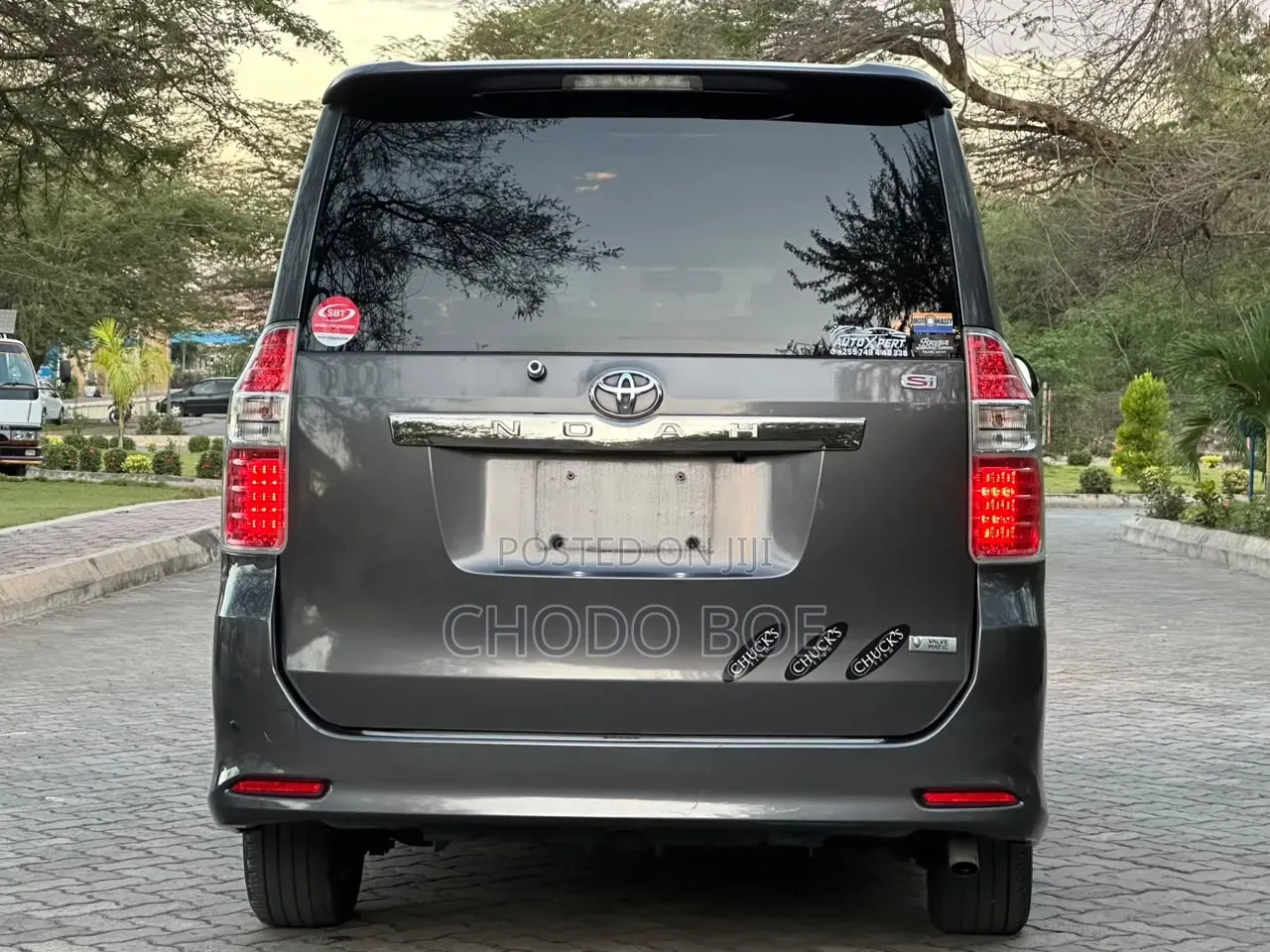 Toyota Noah 2008 Gray