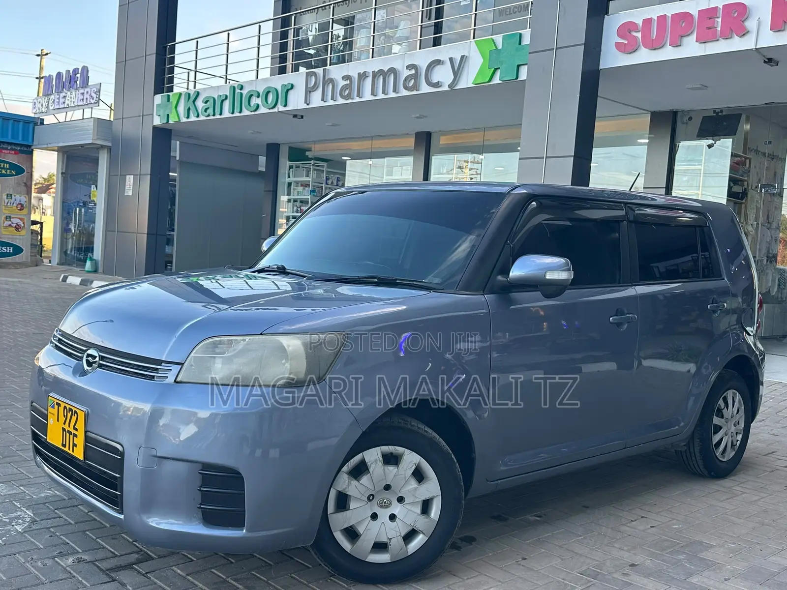 Toyota Corolla Rumion Hatchback 1.5 FWD 2008 Gray