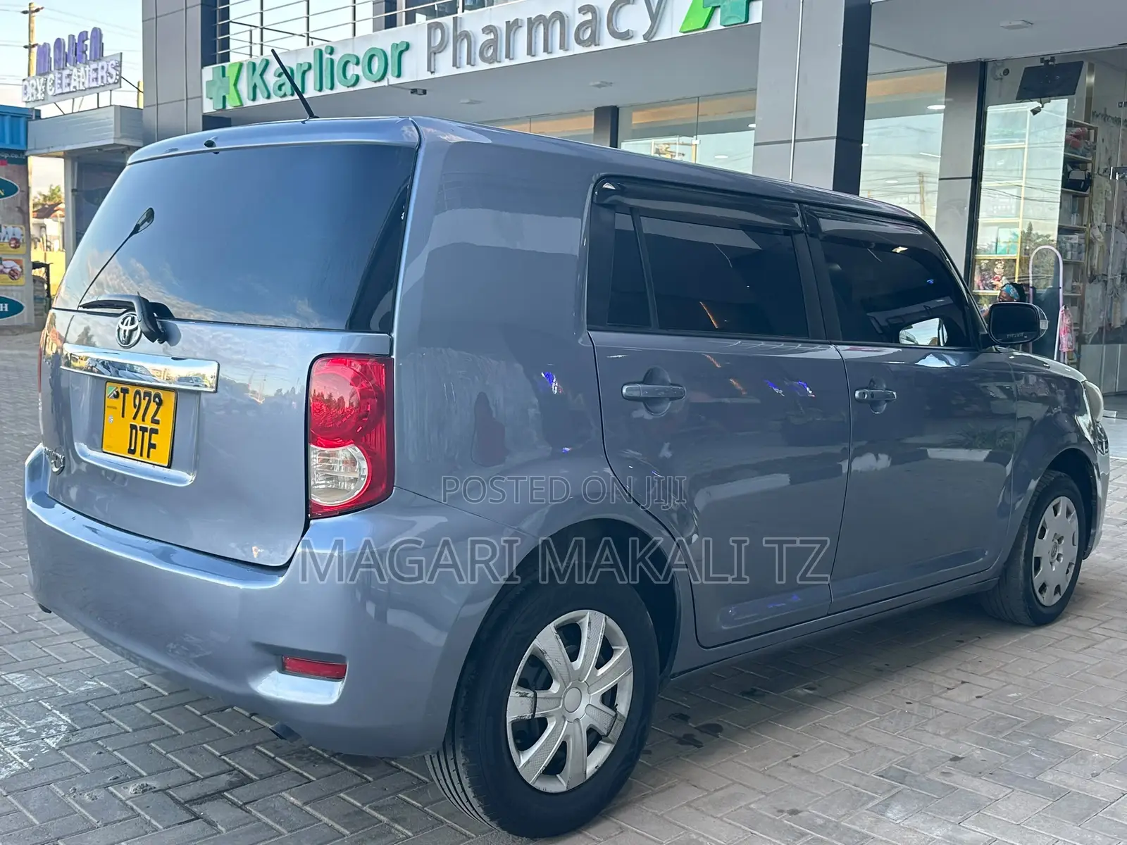 Toyota Corolla Rumion Hatchback 1.5 FWD 2008 Gray